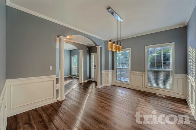 Foto del edificio - 3890 Brentview Pl NW