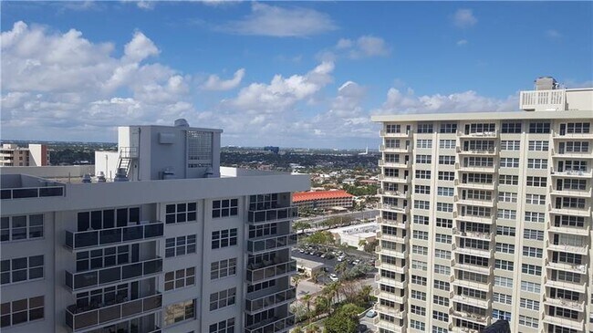Foto del edificio - 3500 Galt Ocean Dr