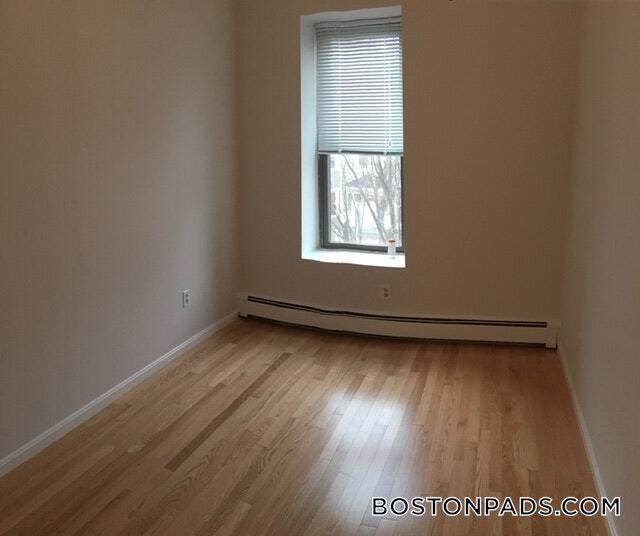 Building Photo - 3148 Washington St