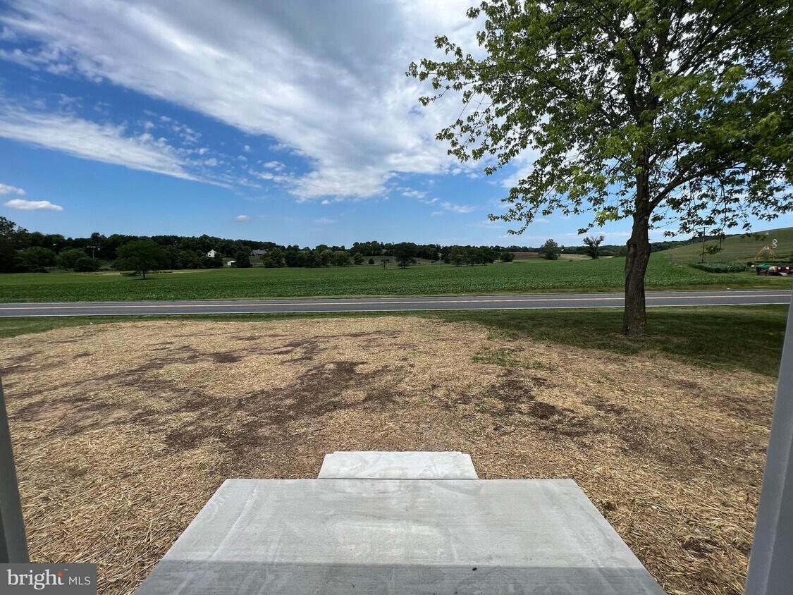 8318 Woodville Rd, Mount Airy, MD 21771 House Rental in Mount Airy