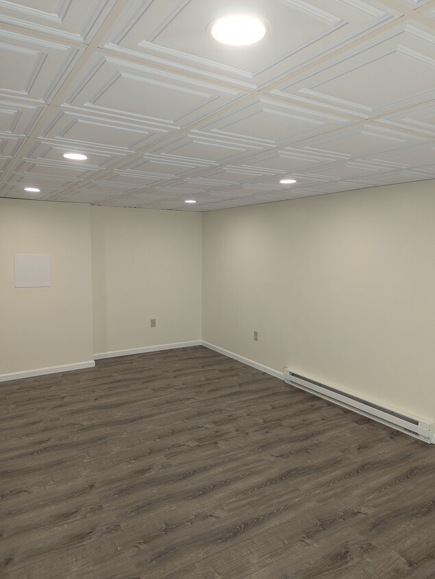 Foto principal - 414 Elmwood Dr