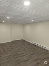 Building Photo - 414 Elmwood Dr