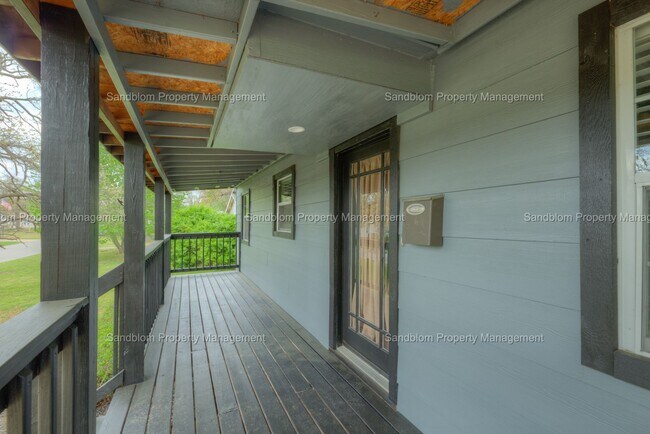 Foto del edificio - FOR LEASE | Sand Springs | $1225 Rent | 3 ...