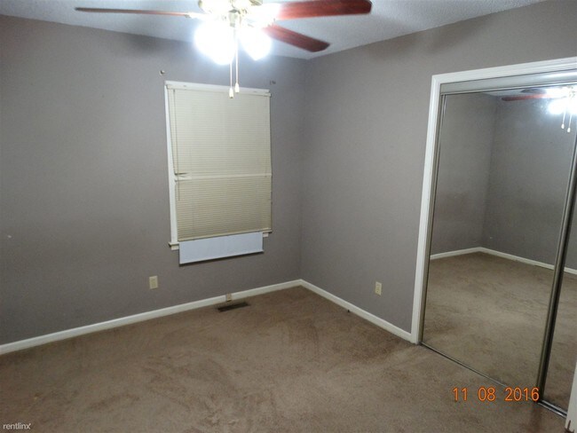 Building Photo - 2413 Gentry Rd
