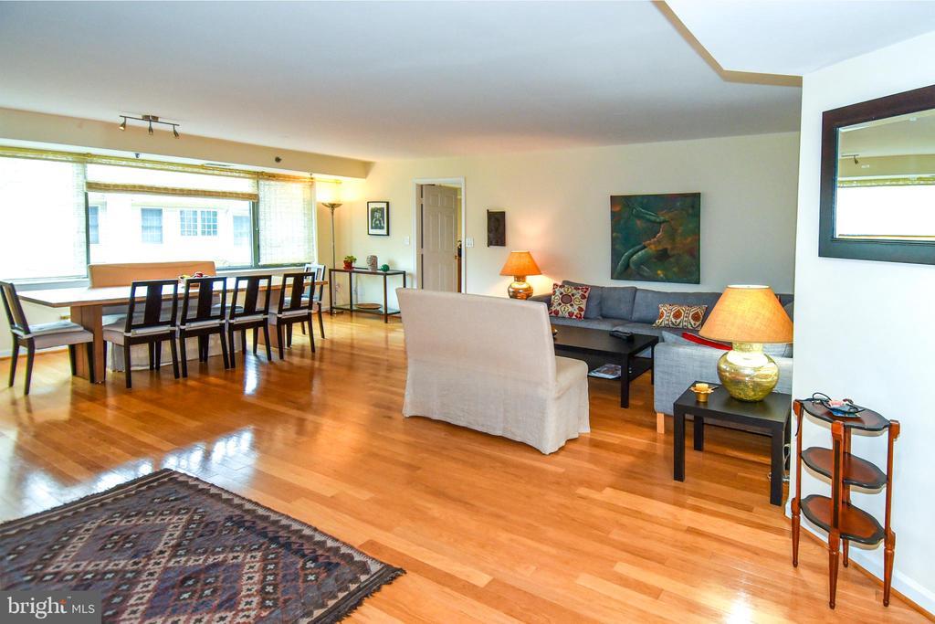 Foto principal - 5450 Whitley Park Terrace
