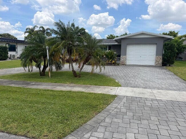 Building Photo - 9100 NW 19th St