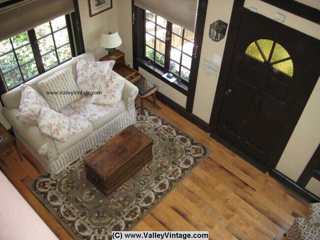 Foto del edificio - 16714 Oak View Dr