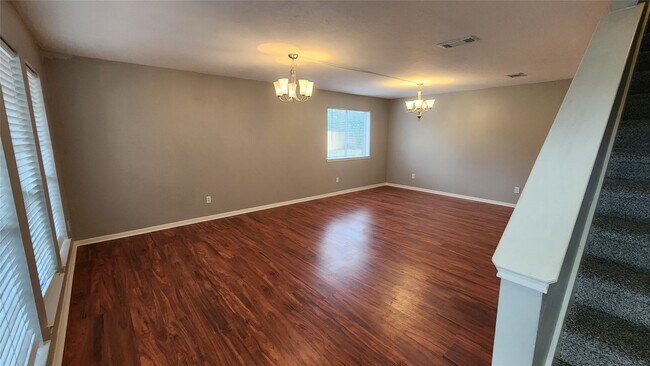 Foto del edificio - 7800 Summer Pl Dr