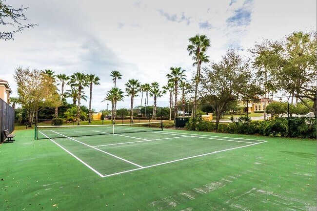 Foto del edificio - 5060 Fairways Cir