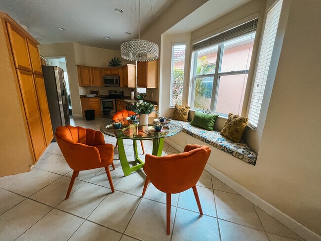 Foto del edificio - 6243 Ashwood Ln