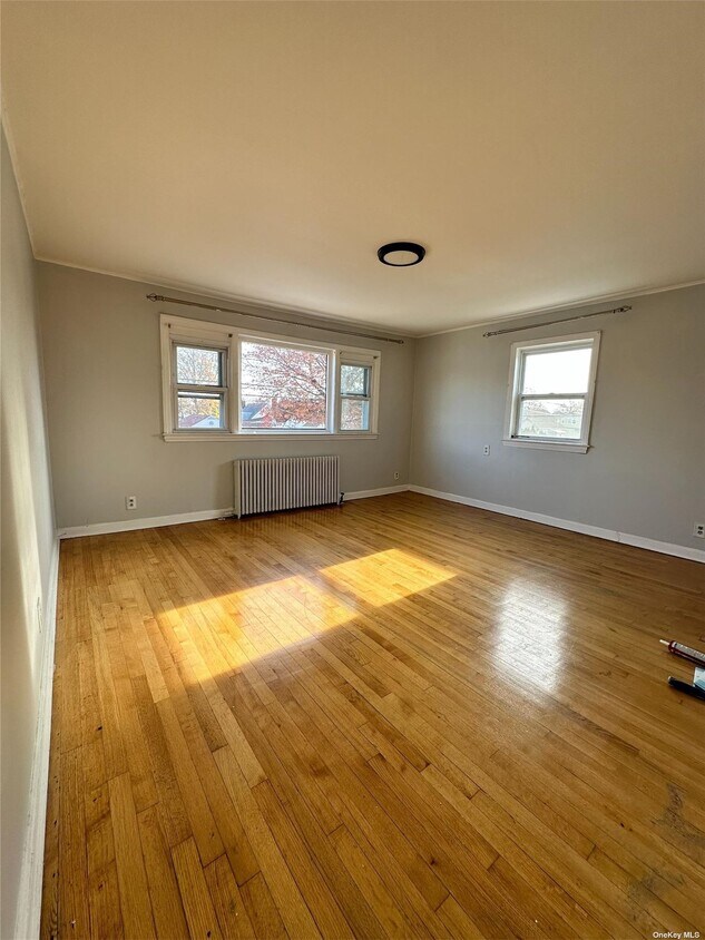 Primary Photo - 118 Emporia Ave
