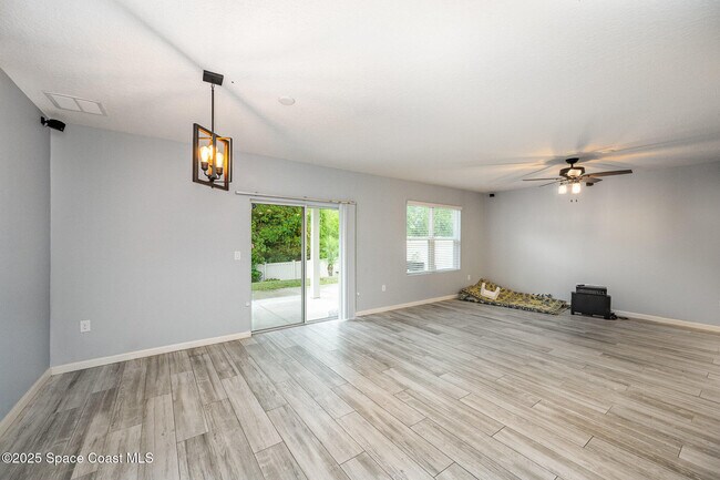 Building Photo - 4350 Pagosa Springs Cir