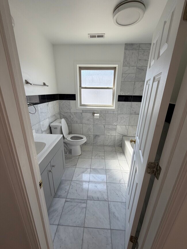 Dormitorio principal - 2833 Auxplaines Ave