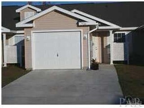 Building Photo - 7937 Stonebrook Dr