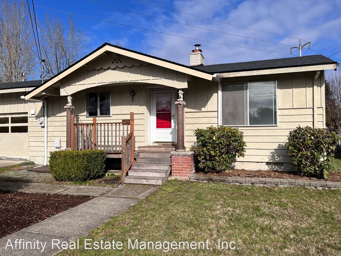 Foto principal - 3 br, 1.5 bath House - 703 Kansas Street SW