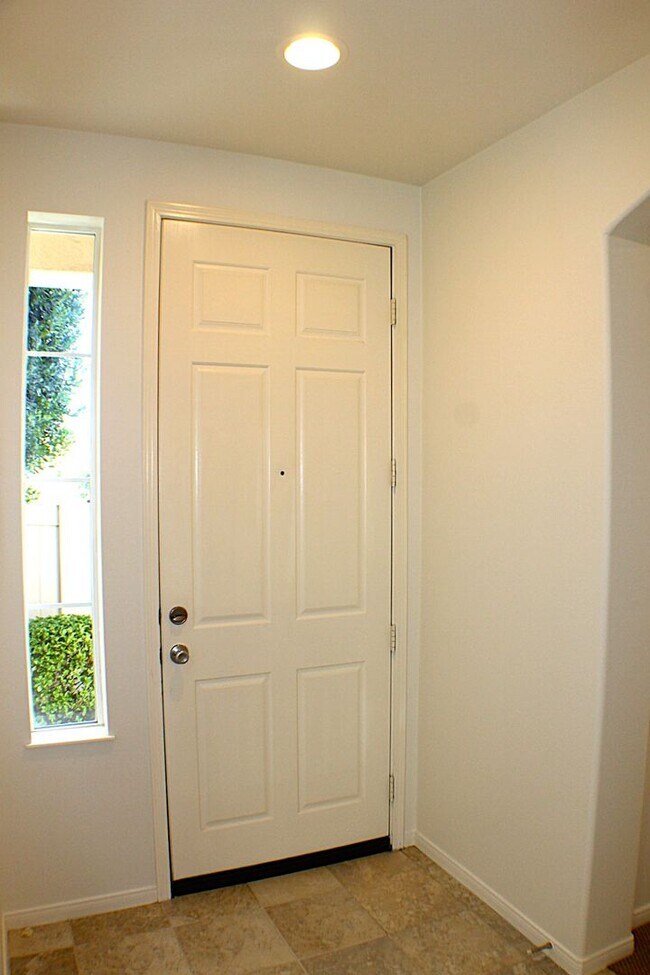 Foto del edificio - Resort Style Living In Lovely Solera Oaks.