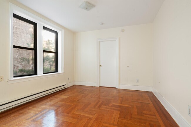 Foto del edificio - 2700 John F. Kennedy Blvd