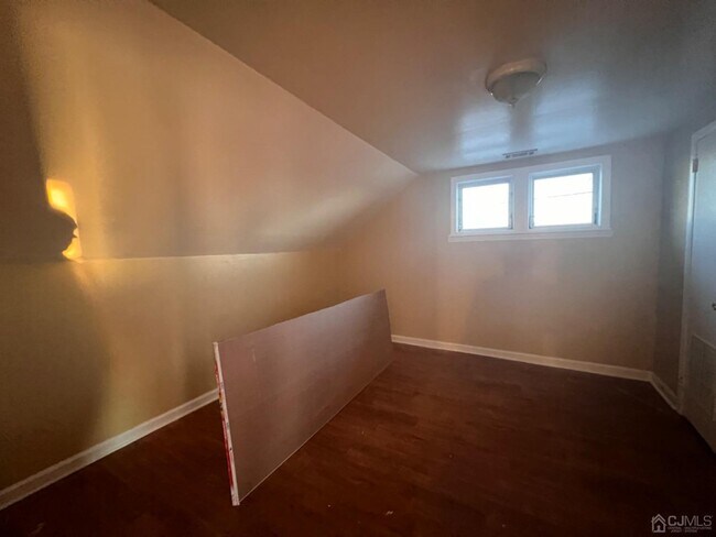 Building Photo - 527 NJ-27