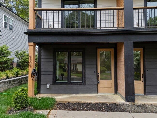 Building Photo - 6509 Lincolnville Rd