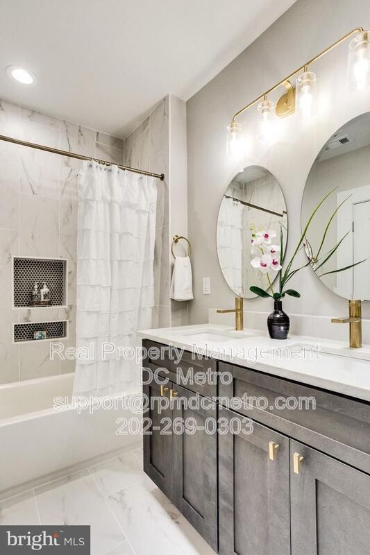 Foto del edificio - 304 Madison St NW