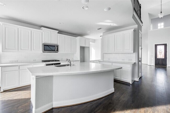 Foto del edificio - 4849 Brantley Dr