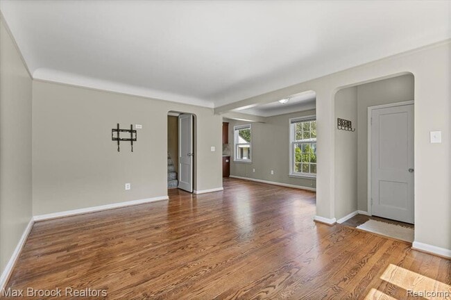 Building Photo - 13710 Balfour Ave