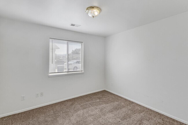 Foto del edificio - Charming 3-Bedroom Home in a Prime Location