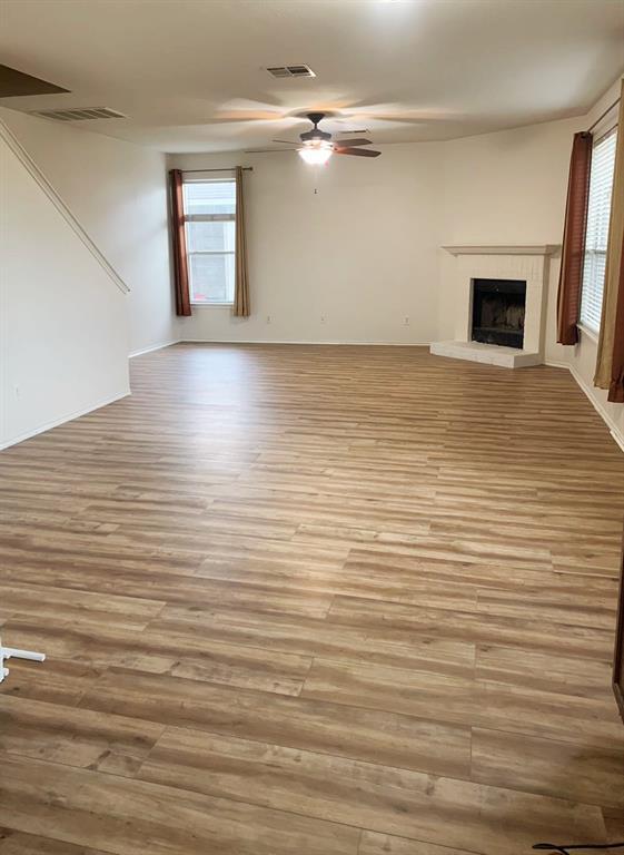 Foto del edificio - 719 Decker Dr