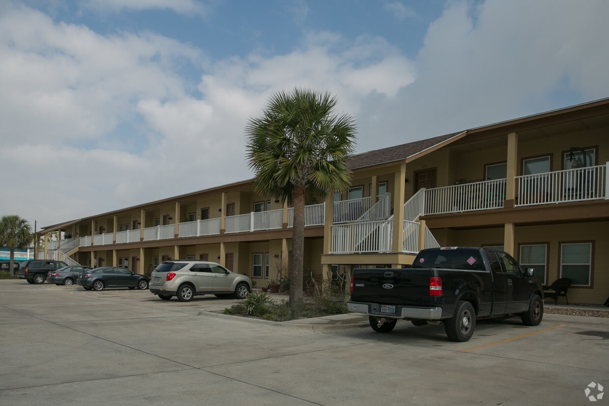 Building Photo - Costa Bahia