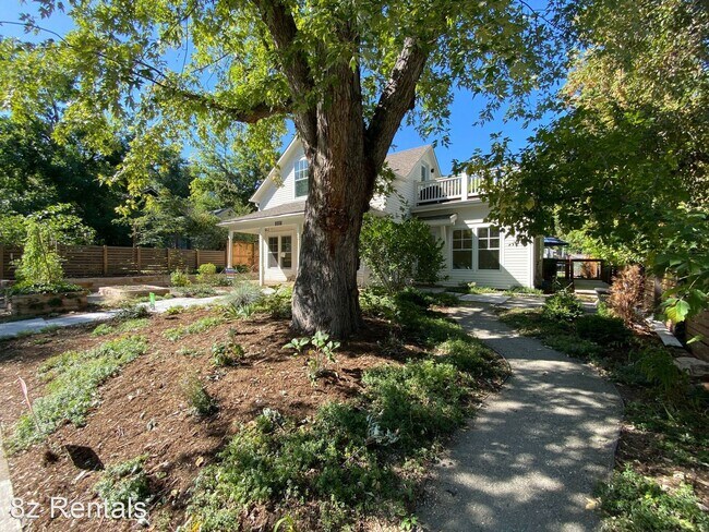 Foto del edificio - 3 br, 2 bath House - 1327 6th Street