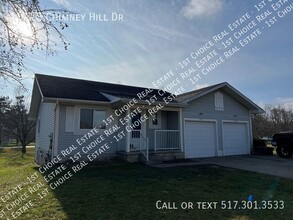 Building Photo - 1117 S Chimney Hill Dr