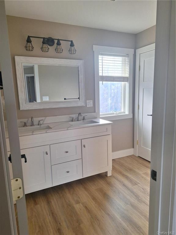 Foto del edificio - 7472 S Broadway