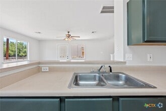 Building Photo - 107 Cedargrove