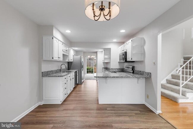 Building Photo - 9911 Finian Ct