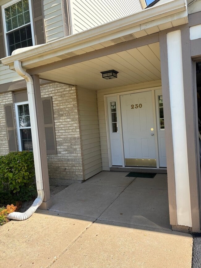 Foto del edificio - 230 Wethington Dr