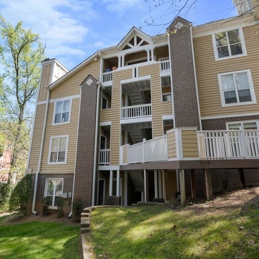 Building 2516 - 2516 Cranbrook Ln