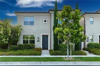 Building Photo - 55 Henson