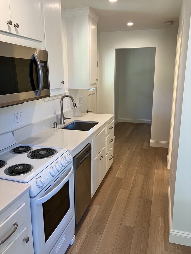 135 Pleasant Valley Dr, Walnut Creek, CA 94597 House Rental in Walnut