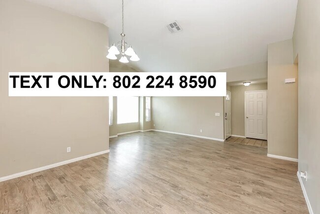 Foto del edificio - 39715 Sunrose Dr