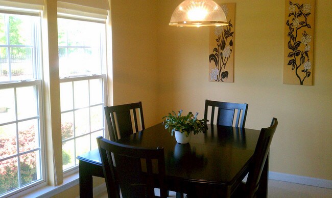 Foto del edificio - 9763 Mallard Glen Dr