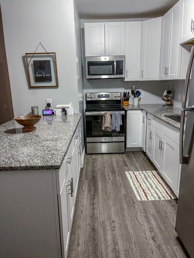 Kitchen - 11 N Miami St