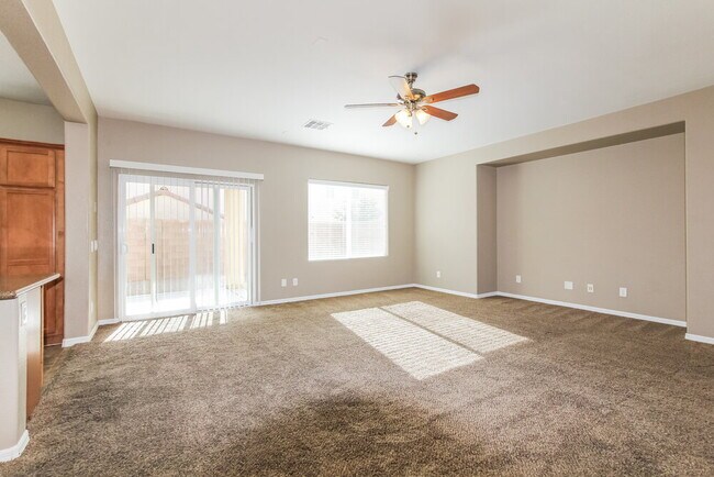 Foto del edificio - 7101 River Meadows Ave