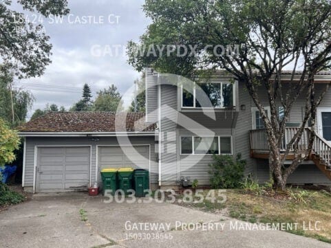 Building Photo - 18424 SW Castle Ct