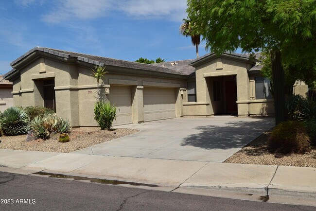 Foto del edificio - 3974 N 146th Ln