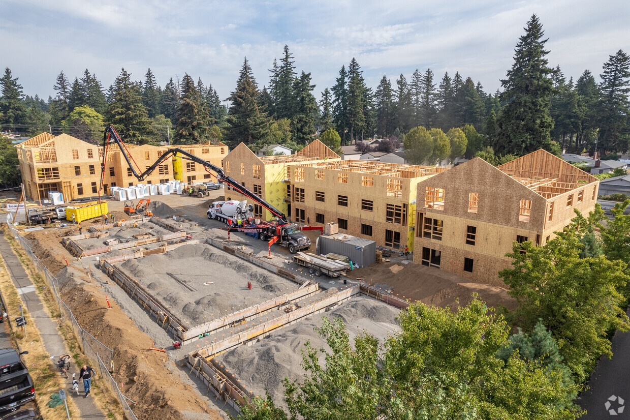 Construction Sept. 2022 - The Lawrence Apartments