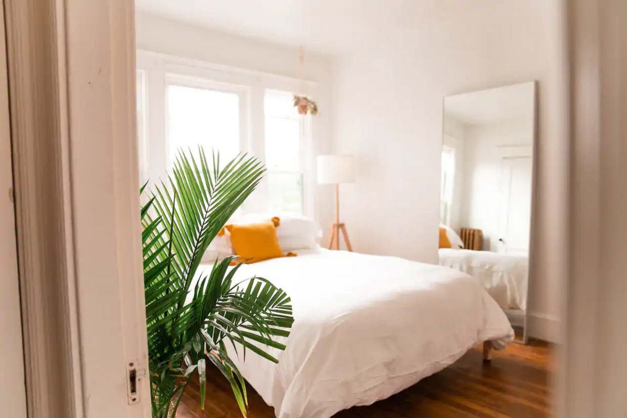 Foto principal - 94 Mellen Street