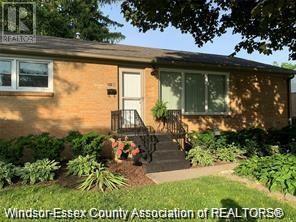 Primary Photo - 3188 Woodland Ave