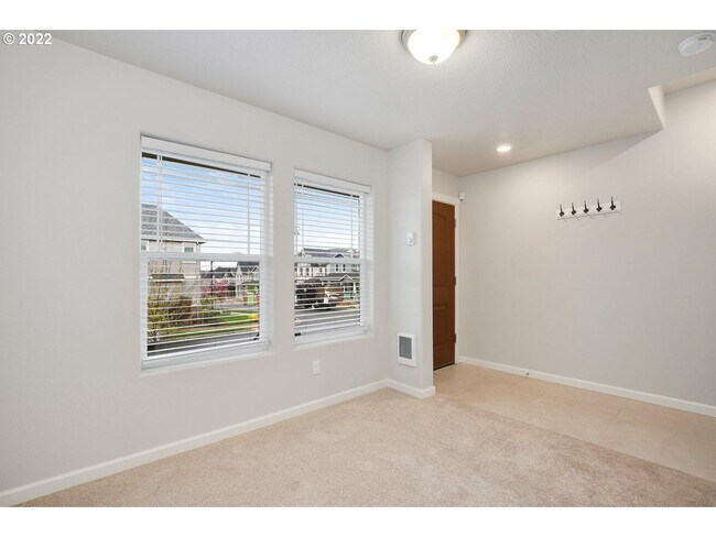 Foto del edificio - 7396 NW Elise Ave