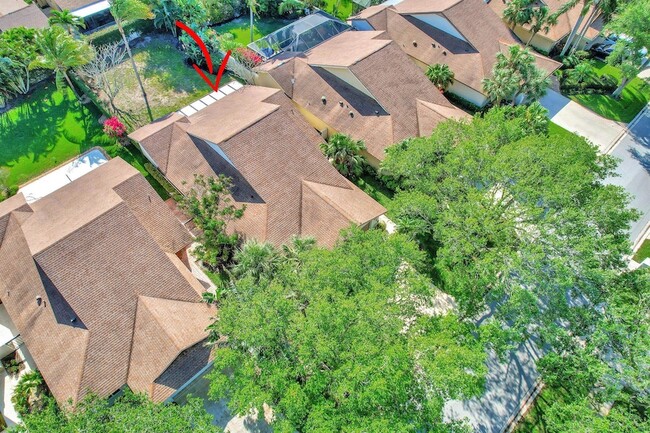 Foto del edificio - 143 Cape Pointe Cir