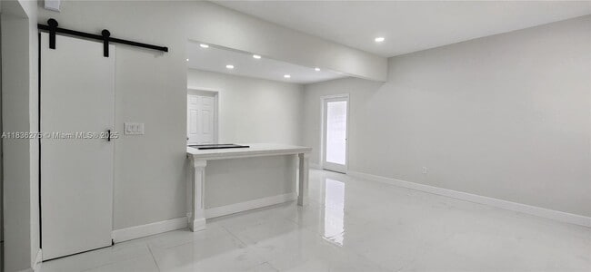 Building Photo - 830 NE 143rd St